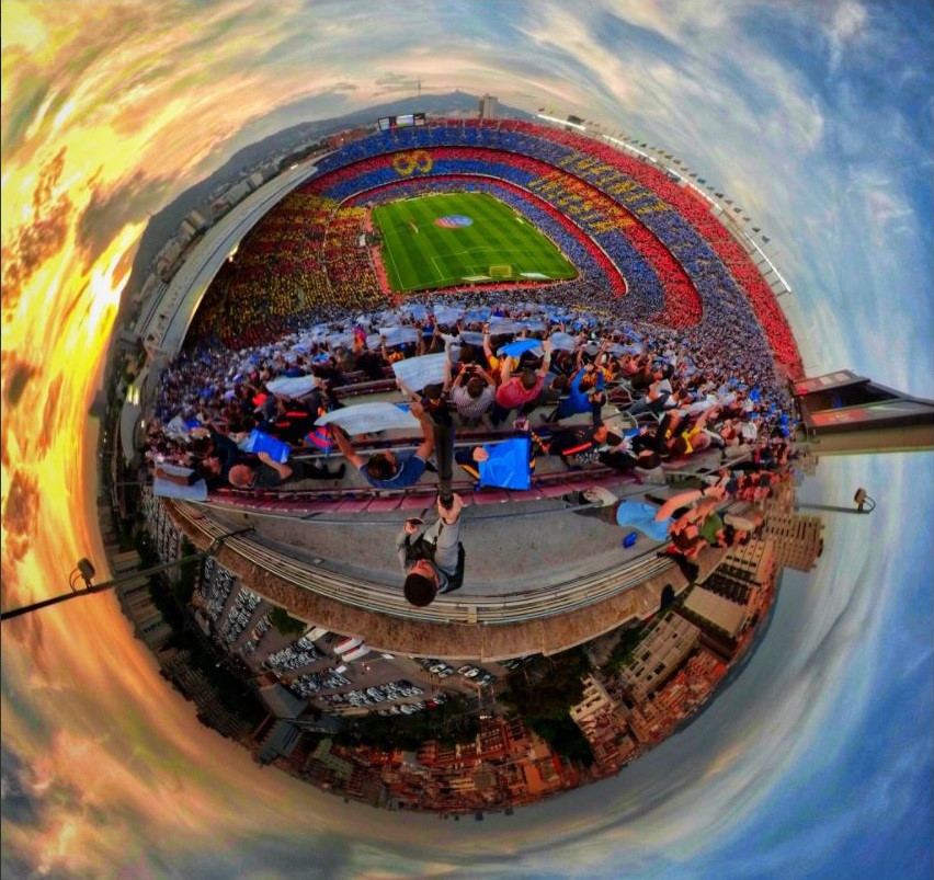 Nou Camp nghẹn ngào chia tay phù thủy Iniesta